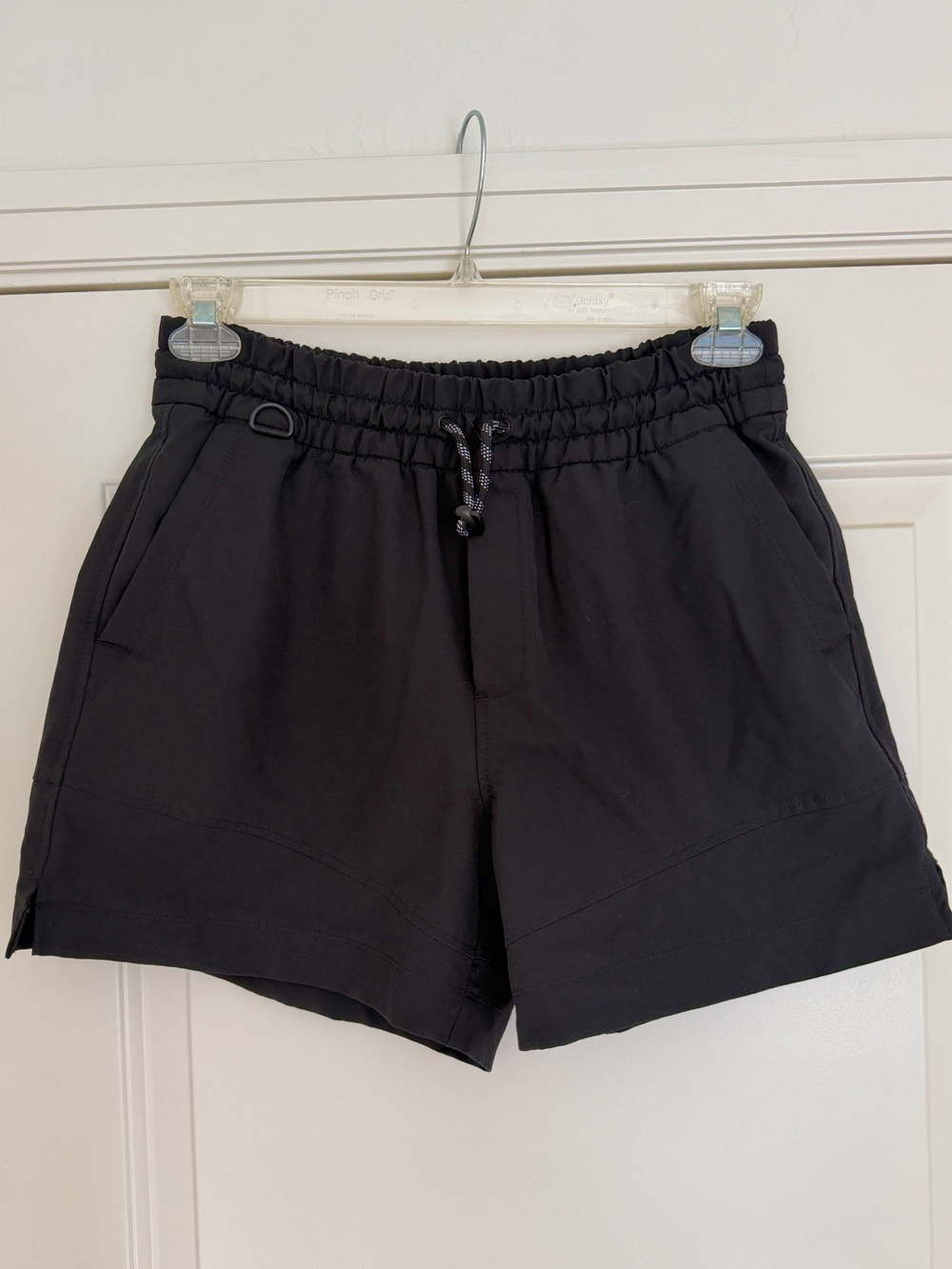 Old navy tech short